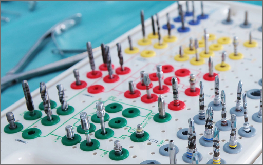 Implantologie_Kachel Tunkel & Tunkel Fachzahnarztpraxis